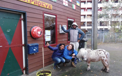 Hartstichting: Hartveiligere buurten in Amsterdam door AED’s bij kinderboerderijen
