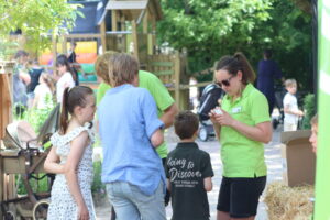 Stagevergoeding straks verplicht: wat betekent dit voor kinderboerderijen?